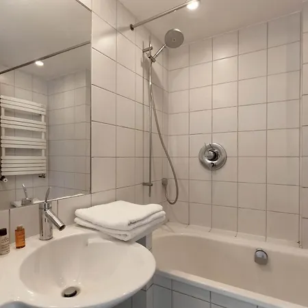 Veeve - White House Apartment Paris