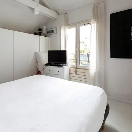Apartment Veeve - White House