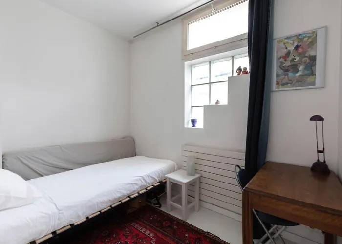 Veeve - White House * Parijs